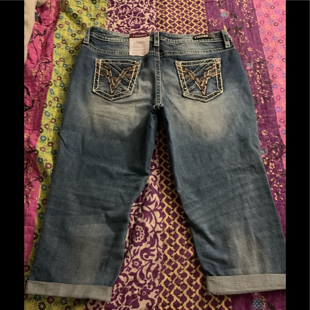 Vigoss jean capris size 16